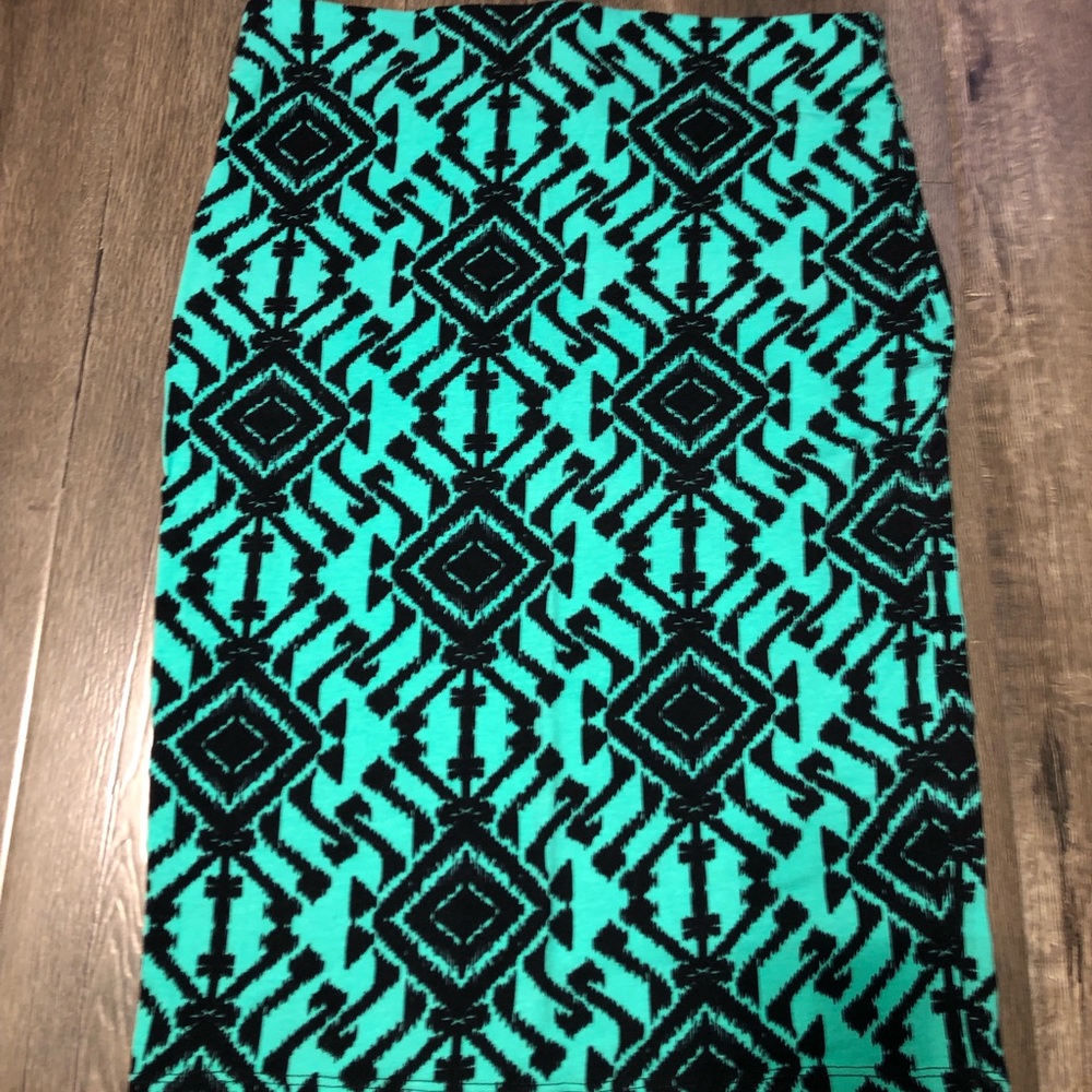 Mid skirt